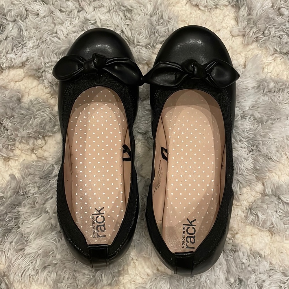 Nordstrom Rack Kids Emma Ballet Flats - Sz 4M